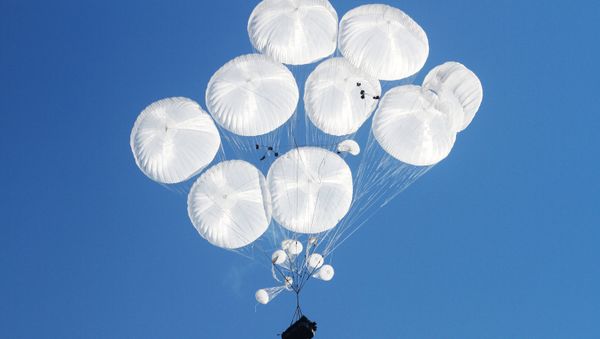 Airborne combat vehicles air dropped during the joint battalion tactical exercise of airborne troops - Sputnik International
