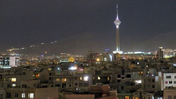 A view shows Tehran's skyline at night with the Milad tower, the sixth tallest tower in the world, Iran May 3, 2016 - Sputnik International
