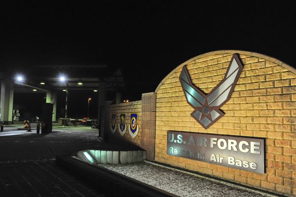 Logo at the entrance of the US Air base in Ramstein (File) - Sputnik International
