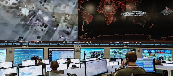 Russian Defense Ministry officers seen here at the National Defense Management Center, Moscow Russian Defense Ministry officers seen here at the National Defense Management Center, Moscow - Sputnik International