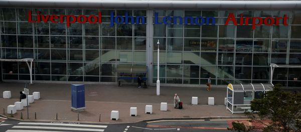 A general view of the outside of the passenger terminal at Liverpool John Lennon Airport in Liverpool, England - Sputnik International