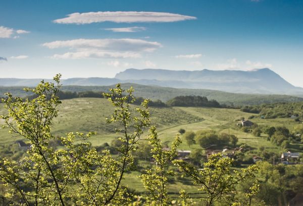 Sun-Kissed Pearl, Breezy & Blossoming: Crimea Awaits Tourists With Open Arms - Sputnik International