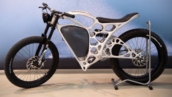 A Light Rider motorcycle printed in 3D technique by APWorks, a subsidiary of the Airbus Group, is presented on May 20, 2016 in Ottobrunn near Munich, southern Germany A Light Rider motorcycle printed in 3D technique by APWorks, a subsidiary of the Airbus Group, is presented on May 20, 2016 in Ottobrunn near Munich, southern Germany - Sputnik International