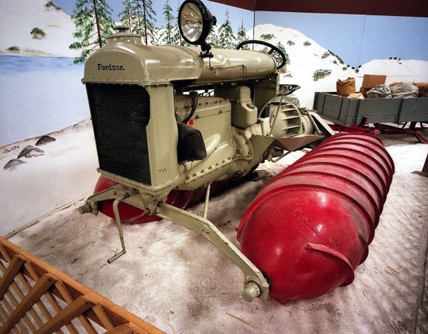 Fordson Snow Devil Fordson Snow Devil - Sputnik International