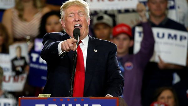 Republican U.S. presidential candidate Donald Trump holds a rally with supporters in Albuquerque, New Mexico, U.S., May 24, 2016 - Sputnik International