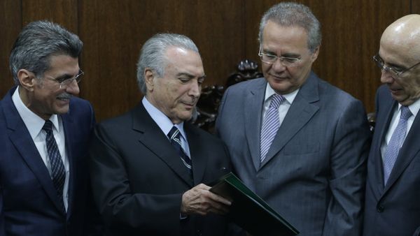 Michel Temer joined by allies Renan Calherios, Romero Juca, and Henrique Meirelles Michel Temer joined by allies Renan Calherios, Romero Juca, and Henrique Meirelles - Sputnik International