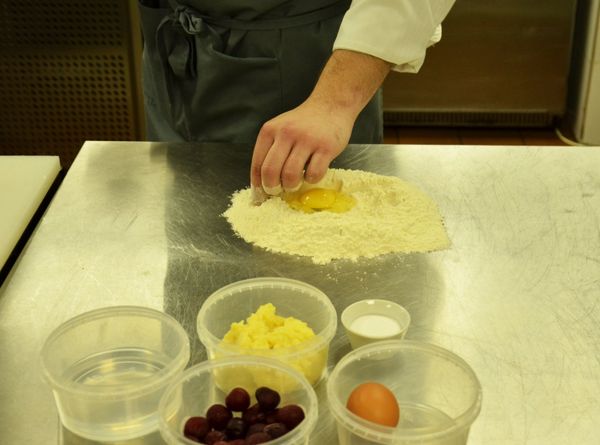 Dough Dough - Sputnik International