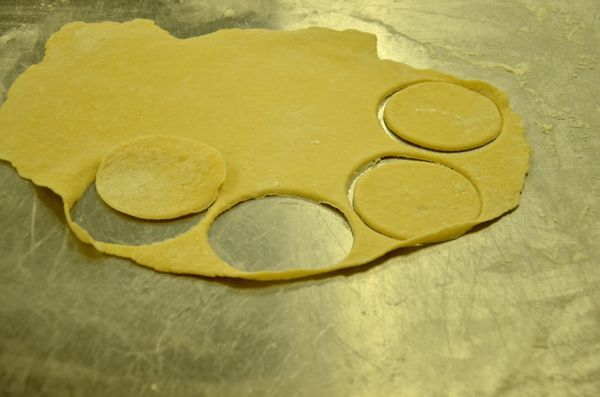 Cutting the dough Cutting the dough - Sputnik International