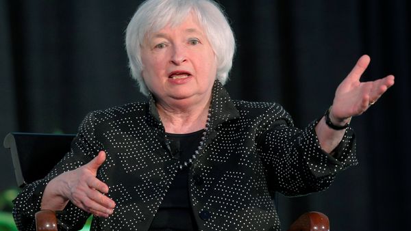 Federal Reserve Chair Janet Yellen speaks at the Radcliffe Institute for Advanced Studies at Harvard University in Cambridge, Massachusetts, 27 May 2016 - Sputnik International
