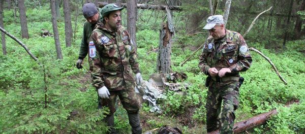 Participants of the Gogland expedition on Bolshoy Tyuters Island, Leningrad Region - Sputnik International