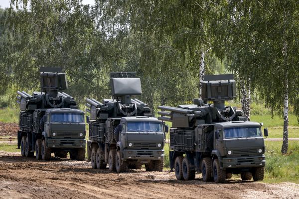 Pantsyr-S close-in air defense system on the Kamaz-6560 trucks displayed at the Army 2015 International Military-Technical Forum in Kubinka. - Sputnik International