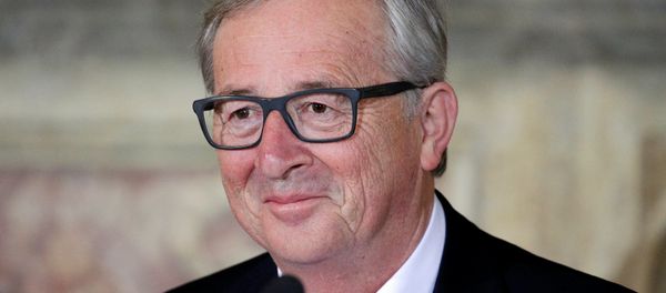 European Commission President Jean-Claude Juncker looks on during a meeting at the Capitol Hill in Rome, Italy, May 5, 2016. European Commission President Jean-Claude Juncker looks on during a meeting at the Capitol Hill in Rome, Italy, May 5, 2016. - Sputnik International