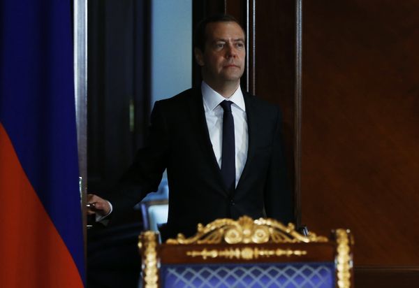 Prime Minister Dmitry Mededev meets with vice-prime ministers Prime Minister Dmitry Mededev meets with vice-prime ministers - Sputnik International