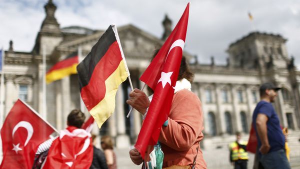 Demonstrators protest against resolution that labels the killings of up to 1.5 million Armenians by Ottoman forces as genocide in Berlin. Demonstrators protest against resolution that labels the killings of up to 1.5 million Armenians by Ottoman forces as genocide in Berlin. - Sputnik International