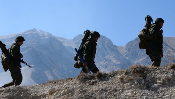 Brigade tactical drill in North Ossetia-Alania - Sputnik International