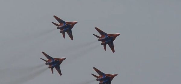 Sky is Not the Limit: Russian Pilots Show Off Combat Skills at Aviadarts 2016 - Sputnik International