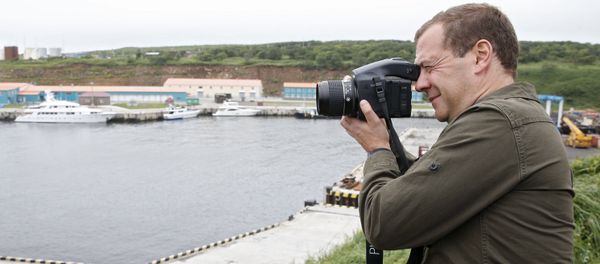 Russian Prime Minister Dmitry Medvedev on a tour of the Kurilsky port station in the township of Kitovy on Iturup, one of the Kuril Islands. (File) Russian Prime Minister Dmitry Medvedev on a tour of the Kurilsky port station in the township of Kitovy on Iturup, one of the Kuril Islands. (File) - Sputnik International