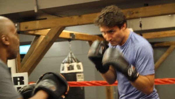 Justin Trudeau Boxing Justin Trudeau Boxing - Sputnik International