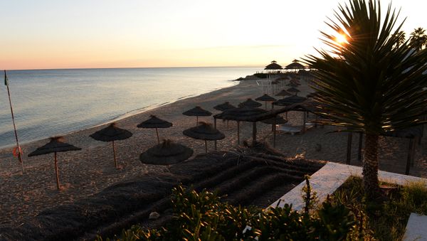 A beach at the Bel Azur Hotel area in Hammamet - Sputnik International