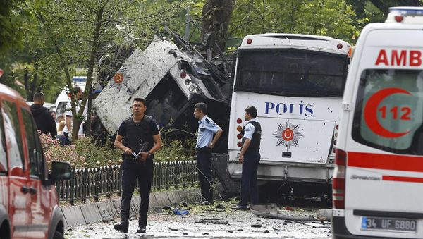Police walk near a Turkish police bus which was targeted in a bomb attack in a central Istanbul district, Turkey, June 7, 2016. Police walk near a Turkish police bus which was targeted in a bomb attack in a central Istanbul district, Turkey, June 7, 2016. - Sputnik International
