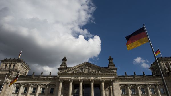 View of the Reichstag building which houses the Bundestag lower house of parliament, in Berlin View of the Reichstag building which houses the Bundestag lower house of parliament, in Berlin - Sputnik International