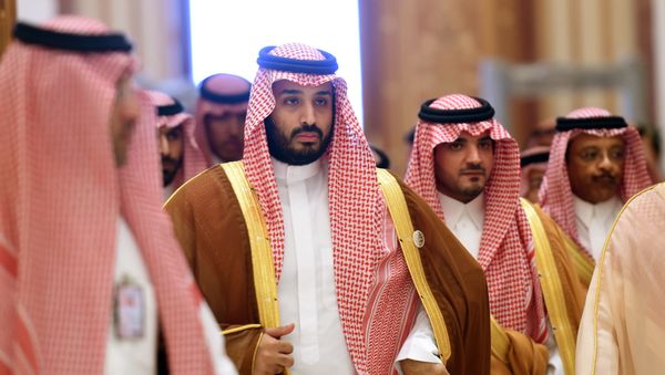 Mohammed bin Salman (2nd L) - Sputnik International