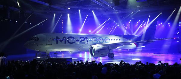 Presentation of MC-21-300 mid-range aircraft at the Irkutsk Aircraft Plant (Irkut Corporation) - Sputnik International