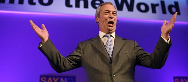 UK Independence Party (UKIP) leader Nigel Farage, reacts as he addresses delegates during his keynote speech to the UKIP National Conference at Doncaster Racecourse, in Doncaster, northern England on September 25, 2015. UK Independence Party (UKIP) leader Nigel Farage, reacts as he addresses delegates during his keynote speech to the UKIP National Conference at Doncaster Racecourse, in Doncaster, northern England on September 25, 2015. - Sputnik International