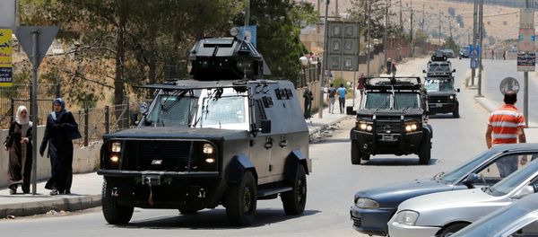 Jordanian security vehicles seen near the General Intelligence directorate offices near al Baqaa Refugee Camp, north of Amman, Jordan, June 6, 2016 Jordanian security vehicles seen near the General Intelligence directorate offices near al Baqaa Refugee Camp, north of Amman, Jordan, June 6, 2016 - Sputnik International