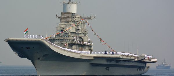 Indian Navy personnel stand on the INS Vikramaditya, a modified Kiev-class aircraft carrier, during the International Fleet Review in Visakhapatnam on February 6, 2016 Indian Navy personnel stand on the INS Vikramaditya, a modified Kiev-class aircraft carrier, during the International Fleet Review in Visakhapatnam on February 6, 2016 - Sputnik International