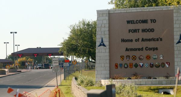 An entrance to Fort Hood Army Base in Fort Hood, Texas, near Killeen remains in lock-down following a mass shooting on Thursday, Nov. 5, 2009 An entrance to Fort Hood Army Base in Fort Hood, Texas, near Killeen remains in lock-down following a mass shooting on Thursday, Nov. 5, 2009 - Sputnik International
