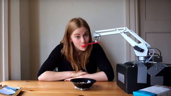 Simone Giertz Simone Giertz - Sputnik International