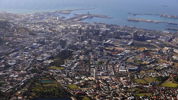 A general view of the city of Cape Town is seen from the top of Table Mountain at the arrival station of the Table mountain cableway - Sputnik International