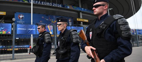 Officers of the French national police patrol Officers of the French national police patrol - Sputnik International