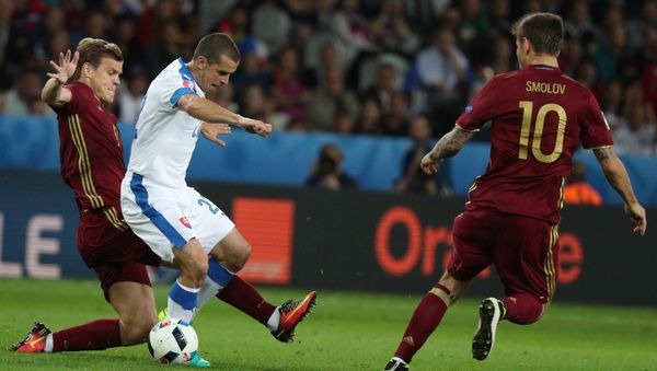 Euro 2016 Group B soccer match between Russia and Slovakia at the Pierre Mauroy stadium in Villeneuve d’Ascq, near Lille, France - Sputnik International
