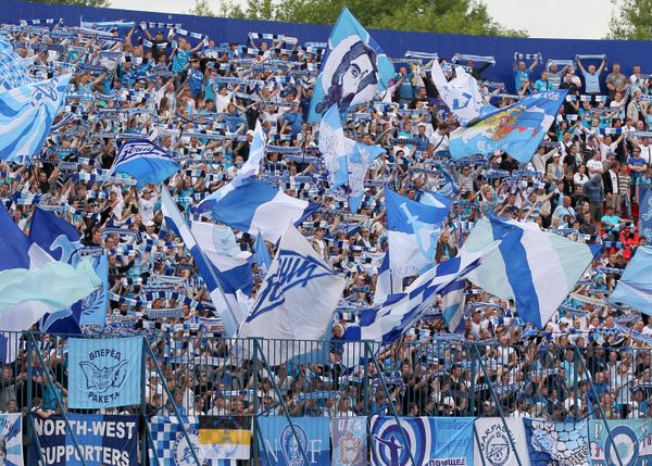 Zenit fans at Lokomotiv stadium in a 14th round Russian Championship of Russia Premier League match between FC Volga (Nizhny Novgorod) and FC Zenit (St. Petersburg). (File) - Sputnik International