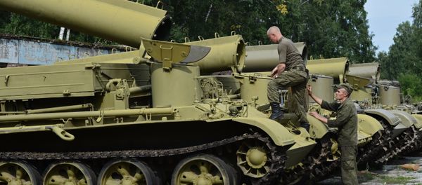 Soldiers at a military equipment storage, maintenance and repair facility in Novosibirsk. File photo Soldiers at a military equipment storage, maintenance and repair facility in Novosibirsk. File photo - Sputnik International