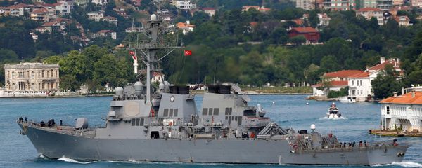 U.S. Navy guided-missile destroyer USS Porter sets sail in the Bosphorus, on its way to the Black Sea in Istanbul. U.S. Navy guided-missile destroyer USS Porter sets sail in the Bosphorus, on its way to the Black Sea in Istanbul. - Sputnik International