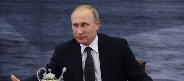 President Putin meeting with heads of leading international news agencies on Friday, 17.06.2016, St. Petersburg - Sputnik International