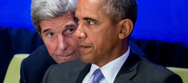 Secretary of State John Kerry speaks with President Barack Obama as he chairs the Leaders’ Summit on Countering ISIL and Countering Violent Extremism, Tuesday, Sept. 29, 2015, at the United Nations headquarters Secretary of State John Kerry speaks with President Barack Obama as he chairs the Leaders’ Summit on Countering ISIL and Countering Violent Extremism, Tuesday, Sept. 29, 2015, at the United Nations headquarters - Sputnik International