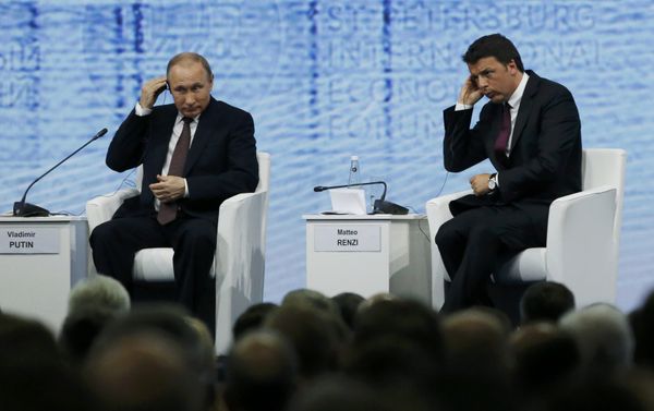 Russian President Vladimir Putin and Italian Prime Minister Matteo Renzi attend a session of the St. Petersburg International Economic Forum 2016 (SPIEF 2016) in St. Petersburg, Russia, June 17, 2016 Russian President Vladimir Putin and Italian Prime Minister Matteo Renzi attend a session of the St. Petersburg International Economic Forum 2016 (SPIEF 2016) in St. Petersburg, Russia, June 17, 2016 - Sputnik International