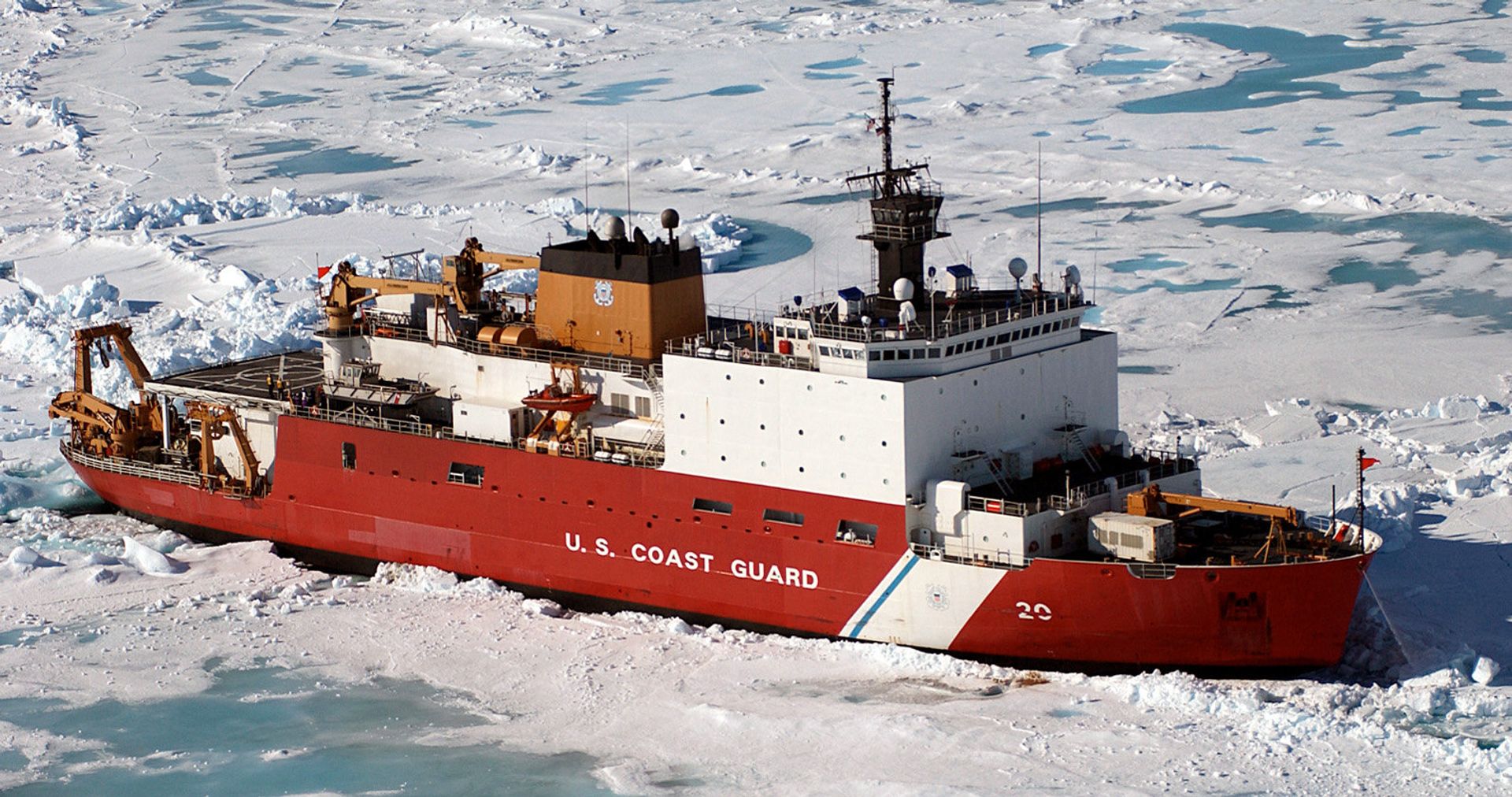 U.S. Coast Guard Cutter Healy (WAGB-20) sits approximately 100 miles north of Barrow, Alaska, in order to conduct scientific ice research U.S. Coast Guard Cutter Healy (WAGB-20) sits approximately 100 miles north of Barrow, Alaska, in order to conduct scientific ice research - Sputnik International, 1920, 11.02.2024