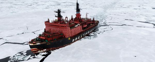 The atomic icebreaker Yamal during researches carried out in the Kara Sea as part of the world's largest Arctic expedition in the recent 20 years, Kara-Winter 2015 - Sputnik International