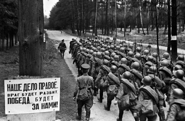Remembrance Day: Photos Capture the Start of the Great Patriotic War Remembrance Day: Photos Capture the Start of the Great Patriotic War - Sputnik International
