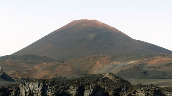 A photo showing the Hekla volcano on the Heimaey island, belonging to the Vestmann archipelago A photo showing the Hekla volcano on the Heimaey island, belonging to the Vestmann archipelago - Sputnik International