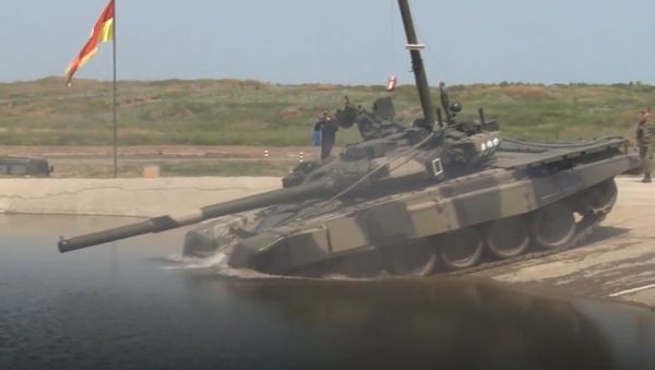 Diving tanks: Russian Army Stages Unique Underwater Drills - Sputnik International