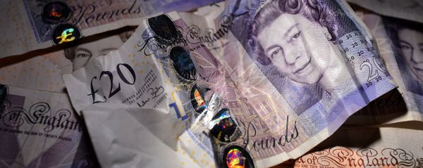 Arrangement of British 10 and 20 pound bank notes Arrangement of British 10 and 20 pound bank notes - Sputnik International