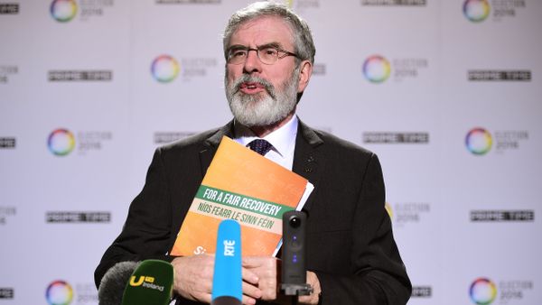 Republican party Sinn Fein leader Gerry Adams addresses journalists as he attends the final televised debate in Dublin. (File) - Sputnik International