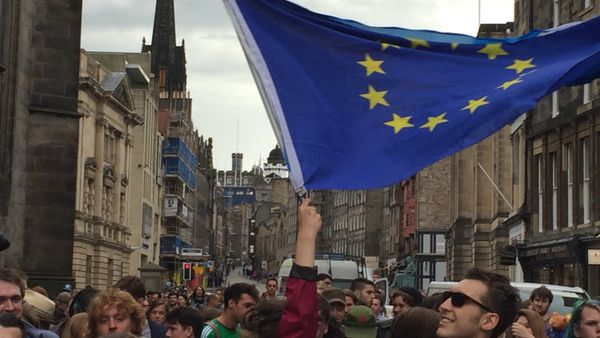 Pro-EU rallies held throughout Scotland as rest of the UK votes for Brexit Pro-EU rallies held throughout Scotland as rest of the UK votes for Brexit - Sputnik International
