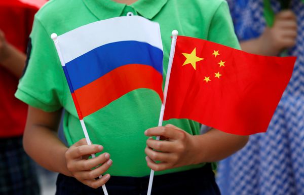 Non-Dollar Trade Settlements Between China, Russia Hit New High Non-Dollar Trade Settlements Between China, Russia Hit New High - Sputnik International